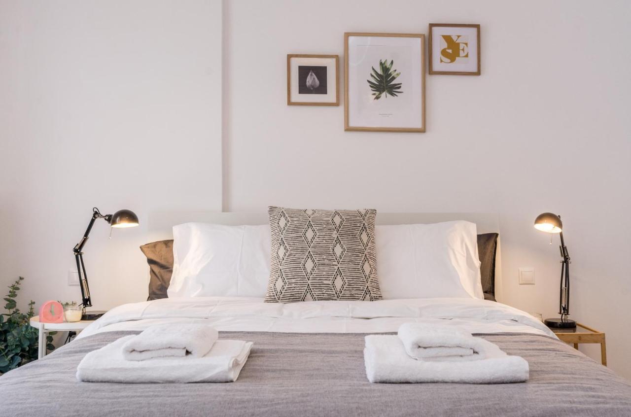 Wide Comfy Studio Apartment Centrally Located In Thissio أثينا المظهر الخارجي الصورة