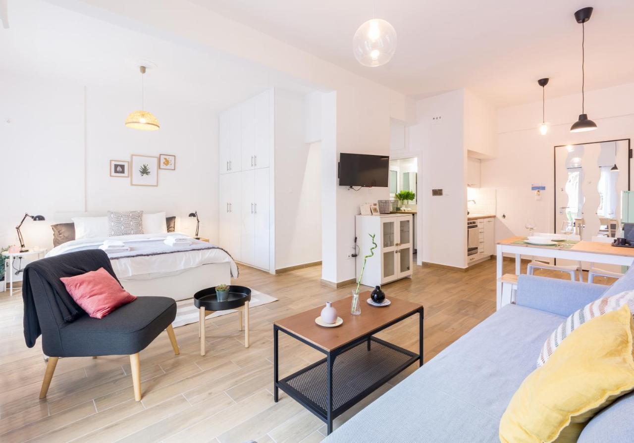 Wide Comfy Studio Apartment Centrally Located In Thissio أثينا المظهر الخارجي الصورة